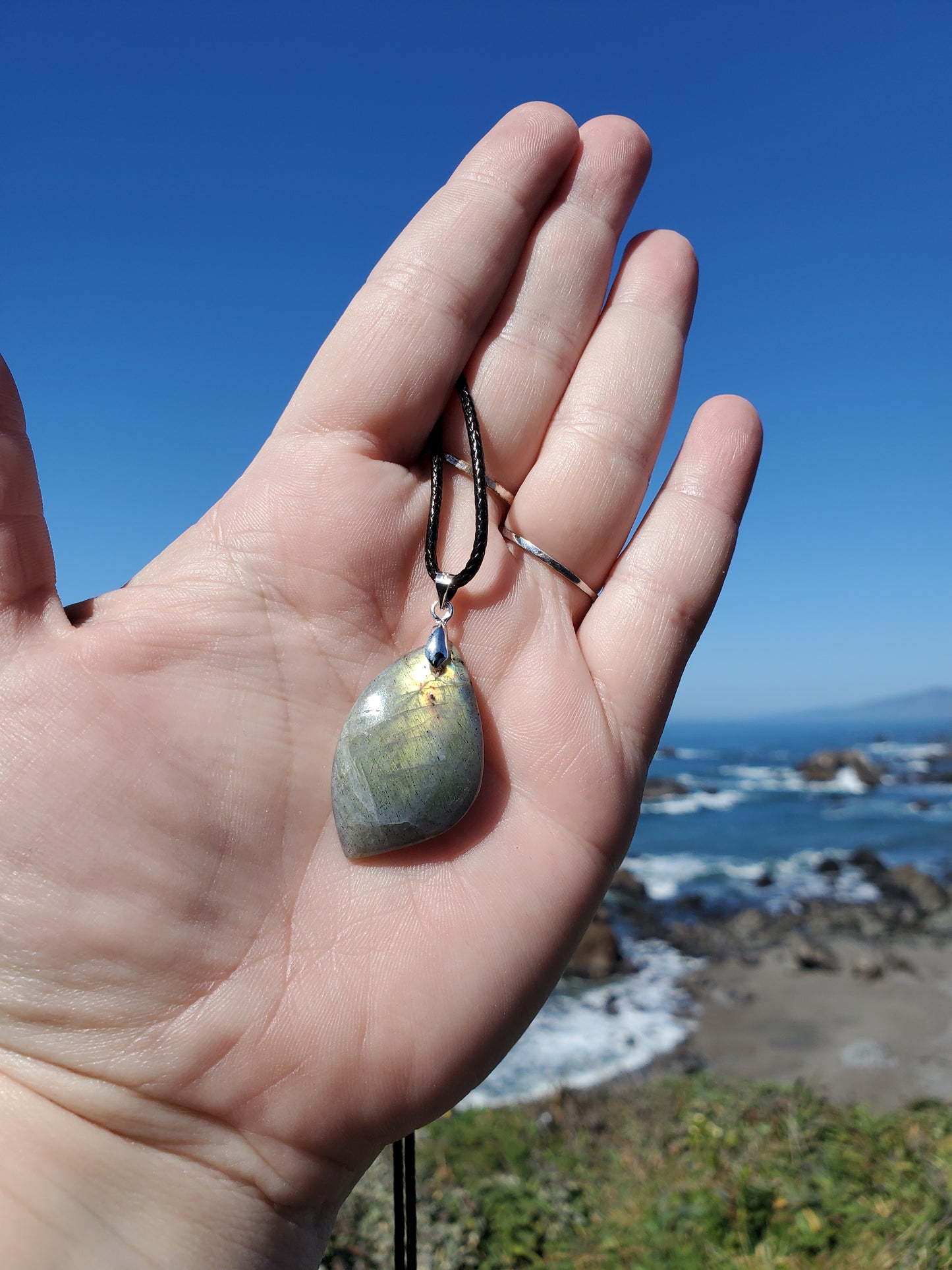 Labradorite Pendant
