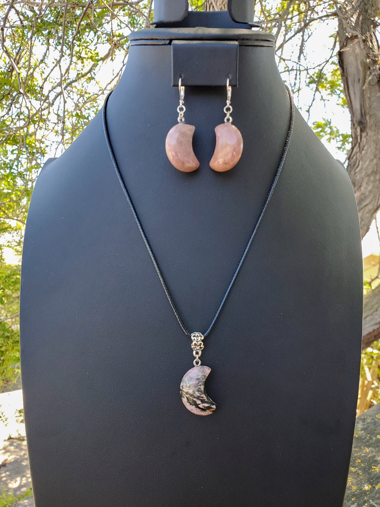Rhodonite Moon Set