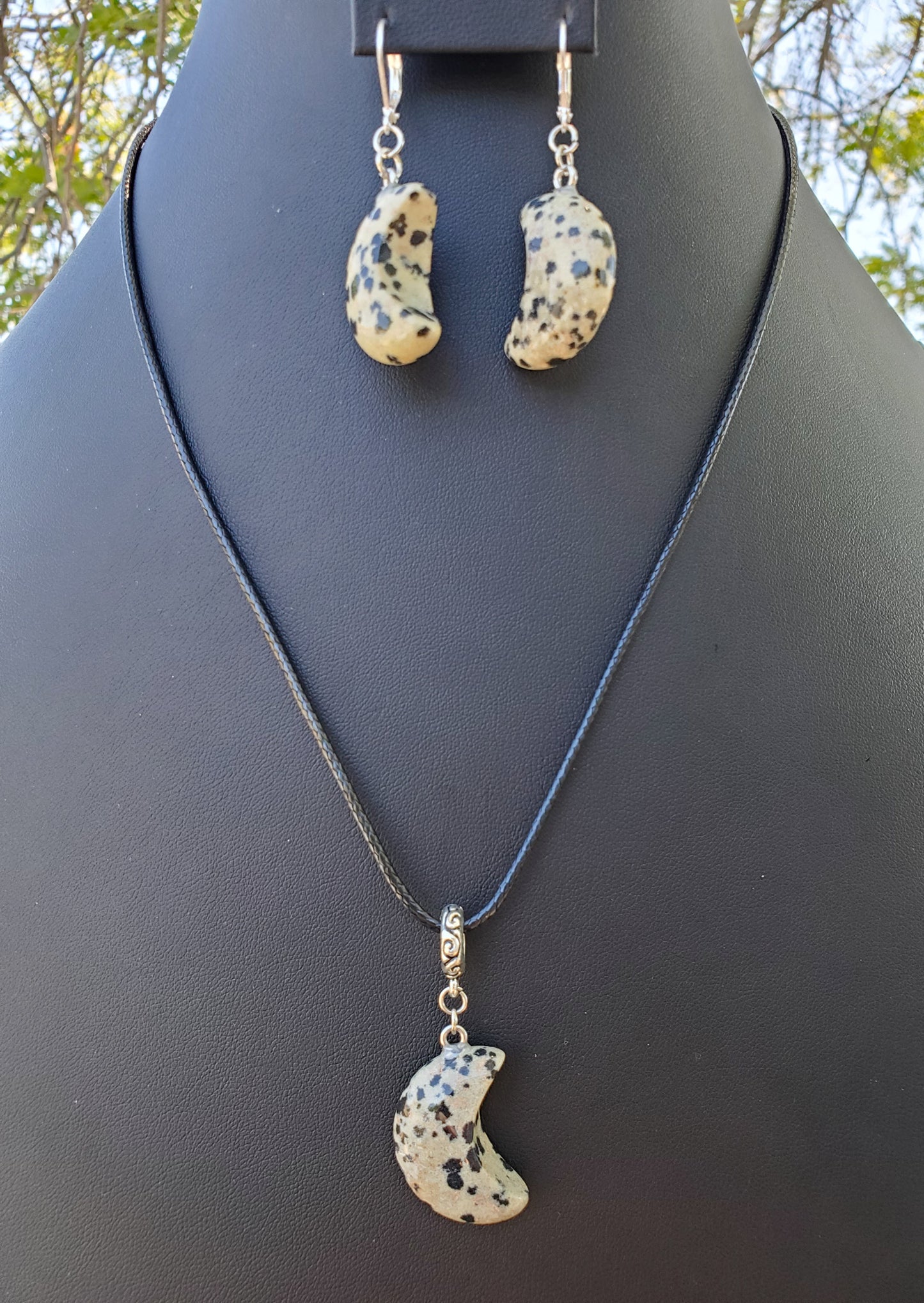 Dalmation Jasper Moon Set
