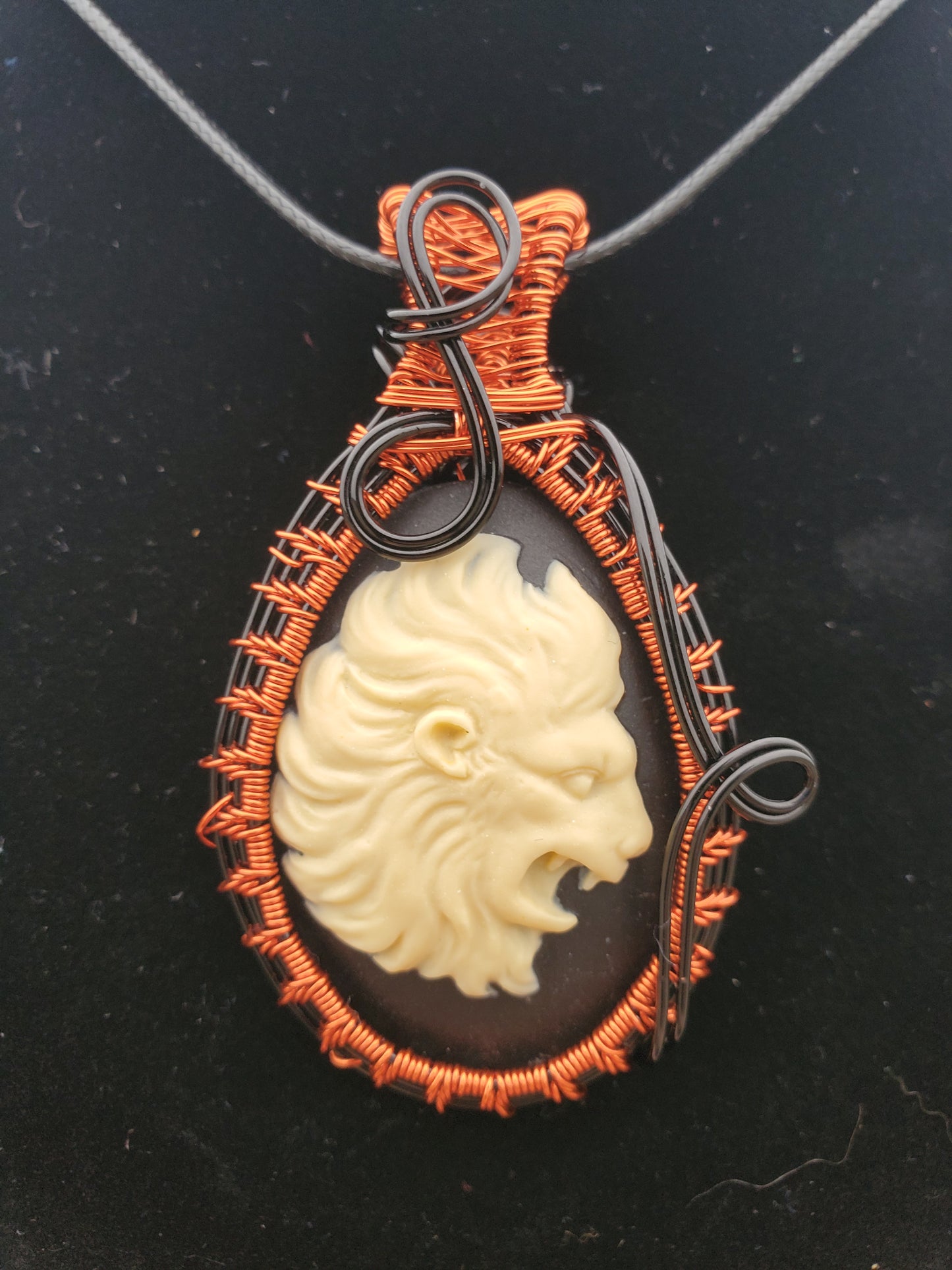 Leo Resin Pendant