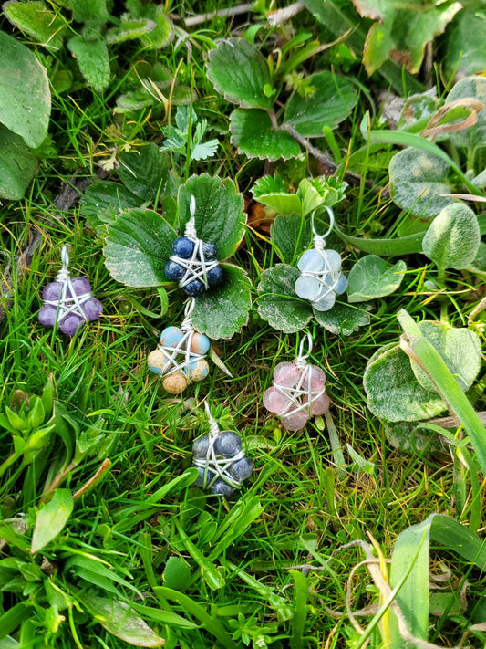 Mini Star Flower Pendant