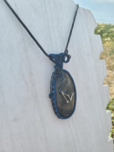 Load image into Gallery viewer, Zodiac Constellation Pendant - Capricorn
