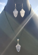 Load image into Gallery viewer, Clear Quartz Acorn Set
