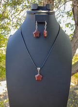 Load image into Gallery viewer, Red Jasper Mini Star Set
